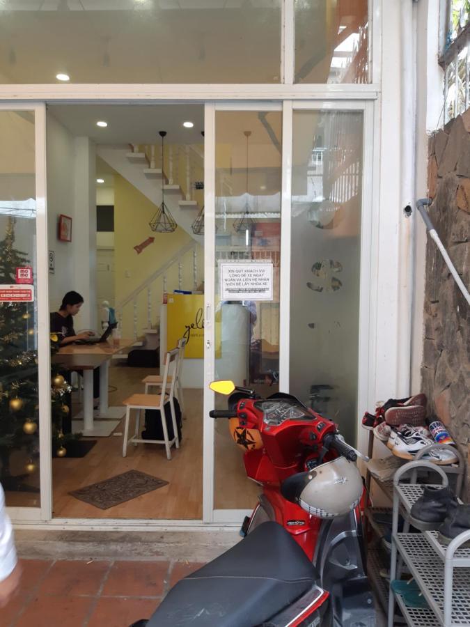 Yelo Hostel & Cafe Ho Chi Minh-stad Buitenkant foto